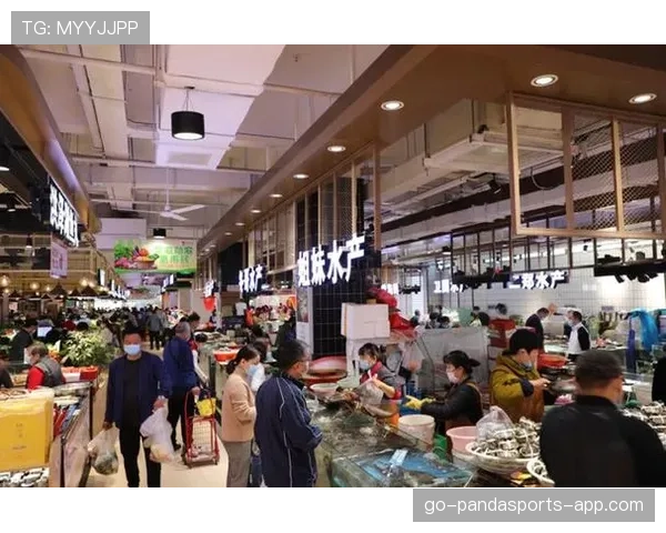 程语轩开着超跑去菜市场拎菜篮子，我脑子短路了